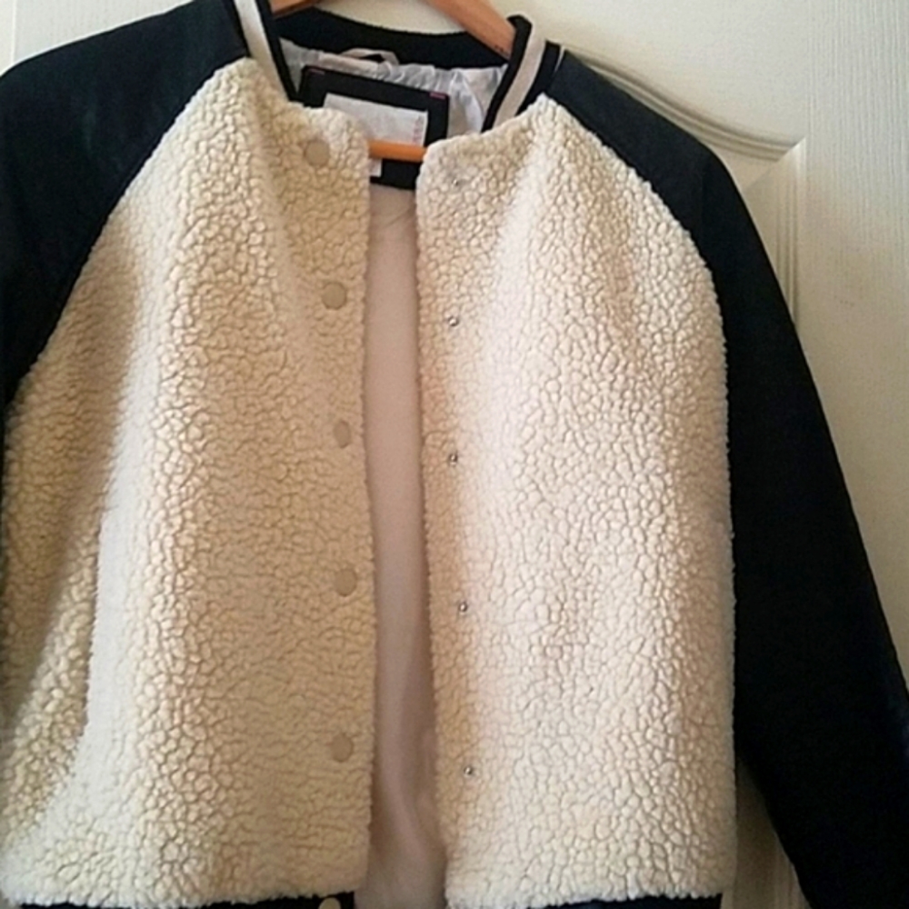 NWOT Xhilaration Black & Cream Jacket/Coat